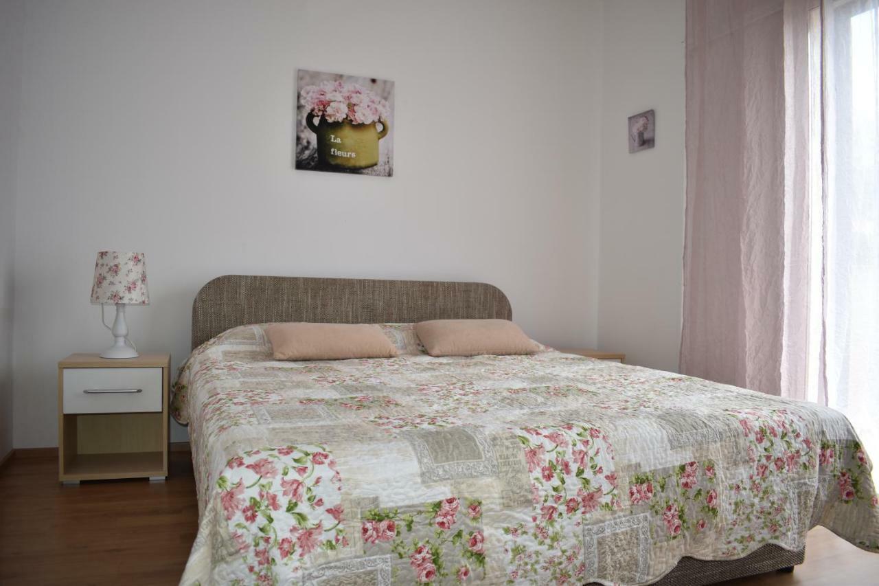 Apartments Lavandula Baska Ngoại thất bức ảnh